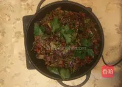 Illustration of how to make dry pot fish 3