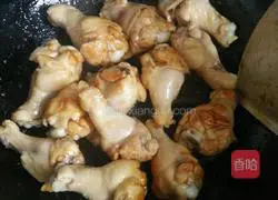 Illustration of braised wing root 3