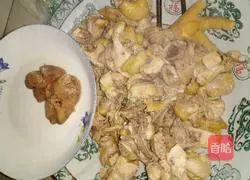 Illustration of how to make Sichuan-style chicken 2