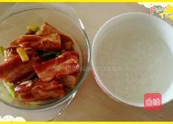 Illustration of how to make glutinous rice steamed pork ribs 1