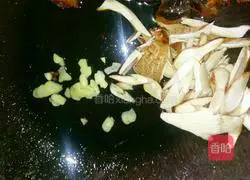 Illustration of how to make fresh cured chicken 4