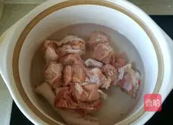 Illustration of how to make braised chicken nuggets 4