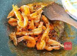 Illustration of how to make spicy shrimp 5