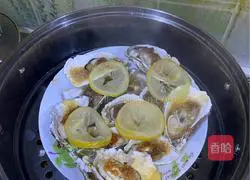 Illustration of how to make steamed oysters with garlic 7