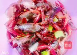 Illustration of how to make garlic crayfish 2