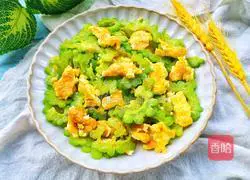 Illustration of how to make bitter melon and scrambled eggs, a must-have in summer to clear away heat and relieve heat 10