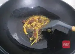 Illustration of how to cook fresh shrimps and chestnuts 10