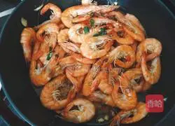 Illustration of how to make fried shrimp 10