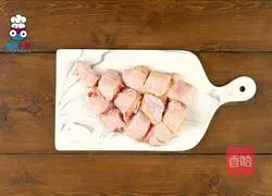 Illustration of how to make sesame oil and ginger chicken in Chinese restaurants 1