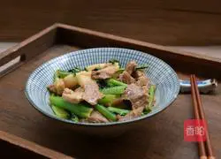 Illustration of how to make stir-fried pork with spring vegetables 8