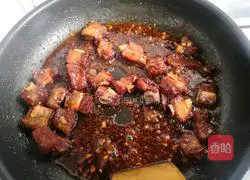 Illustration of making sweet and sour pork ribs 12