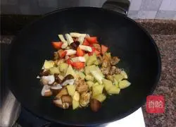 Illustration of how to make Sibao roasted chicken wings 7