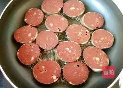 Illustration of how to make pan-fried Northeast blood sausage 4
