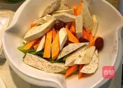 Seafood Stew Pot Recipe Illustration 5