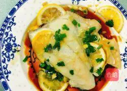Illustration of how to make steamed lemon fish 5