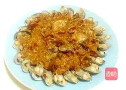 Illustration of how to make garlic clams 9