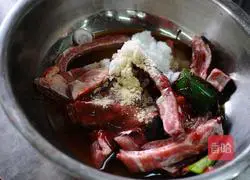 Secret recipe for delicious grilled pork chops 2