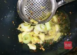 Illustration of home-style sweet and sour hairtail rolls 8