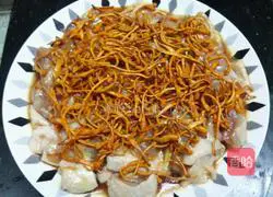 Illustration of how to make steamed chicken with Cordyceps flower 5