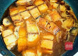 Braised sweet and sun-dried mackerel#New Year's Eve dinner recipe illustration 5