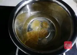 Illustration of how to make vinegar chicken feet 4