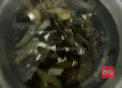  Illustration of how to cook sea cucumber with green onion 1