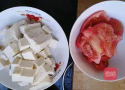 Illustration of how to make shredded pork, tomato and tofu 1