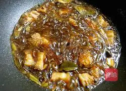 Illustration of Pork Stewed Vermicelli 11