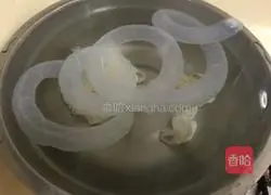 Illustration of Homemade Crispy Black Pepper Sausage 6