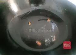 Illustration of how to make fried pork and radish 3