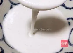 Illustration of how to make brushed cheese rice cake 3