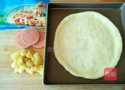 Home Version of Hawaiian Pizza Recipe Illustration 7