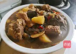 Illustration of how to cook potato stewed pork ribs 13