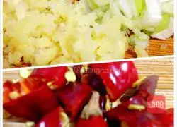 Illustration of how to make shredded pork with garlic sprouts 2