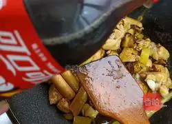 Illustration of how to make fish intestines and cola chicken wings 7