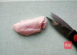 Illustration of how to make chicken wings stuffed with carrots and bitter melon 4