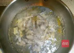 Secret Chicken Feet Recipe Illustration 3