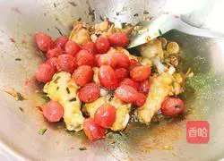 Illustration of how to cook chicken wings with cherry tomatoes 9