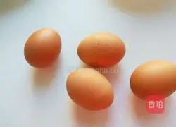 Illustration of how to make fried eggs with tomatoes 1