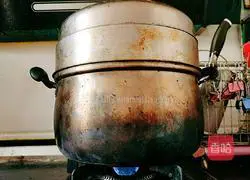 Illustration of steaming beef tendon with potato powder 10