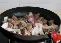 Illustration of Beef Stew with Taro and Cherry Tomatoes 6