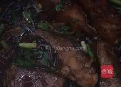  Illustration of braised fish cubes 6