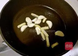 Illustration of how to make stir-fried chicken nuggets 9