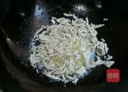 Illustration of how to make shredded king oyster mushrooms 5