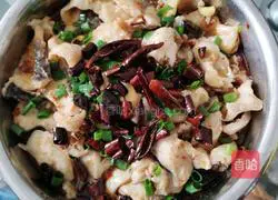 Illustration of how to make boiled fish fillets 8