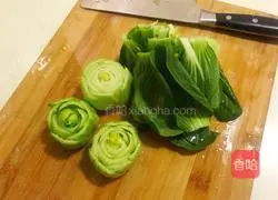 Oyster sauce with Shanghai greens Illustration of how to do it 1