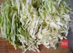 Illustration of how to make stir-fried shredded cabbage 2