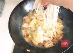 Illustration of how to make Chinese cabbage vermicelli 6
