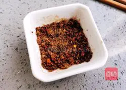 Illustration of how to make fried crispy pork 9