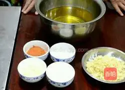 Illustration of how to make garlic crayfish 1